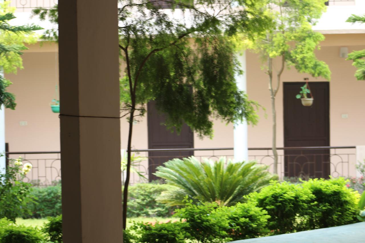 Greenwood Hotel Bhīm Tāl Εξωτερικό φωτογραφία